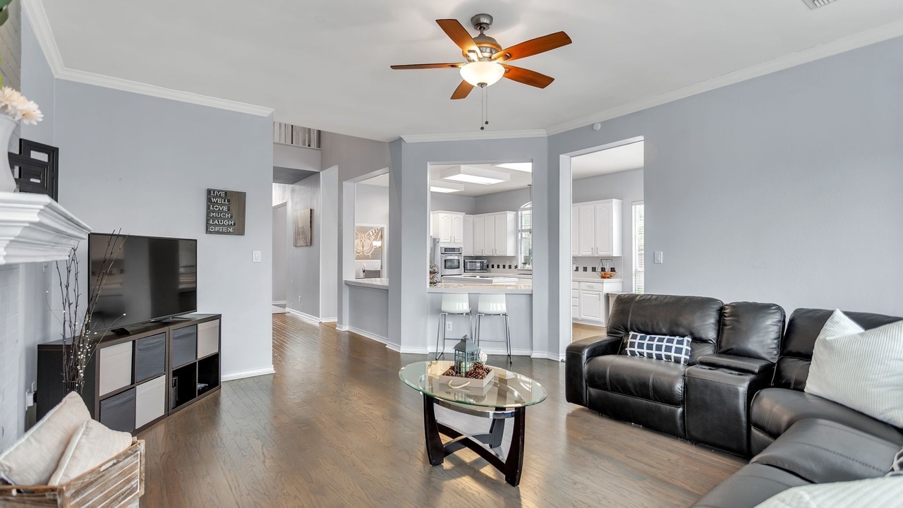 Photo of Livingroom in North Arlington