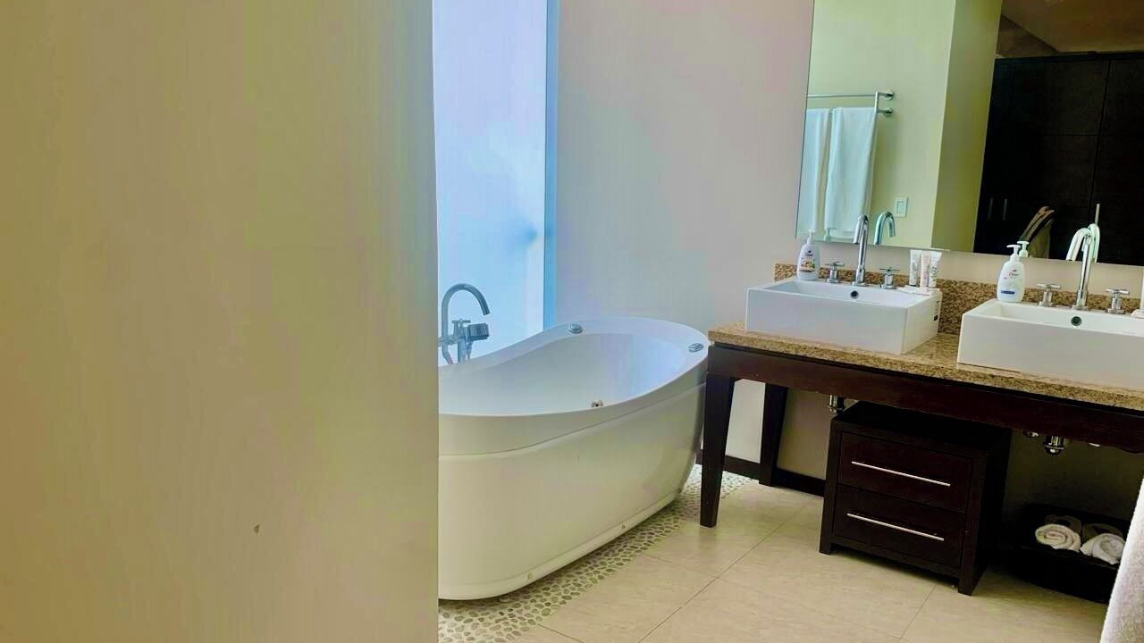 Photo of Bathroom in North Hotel Zone