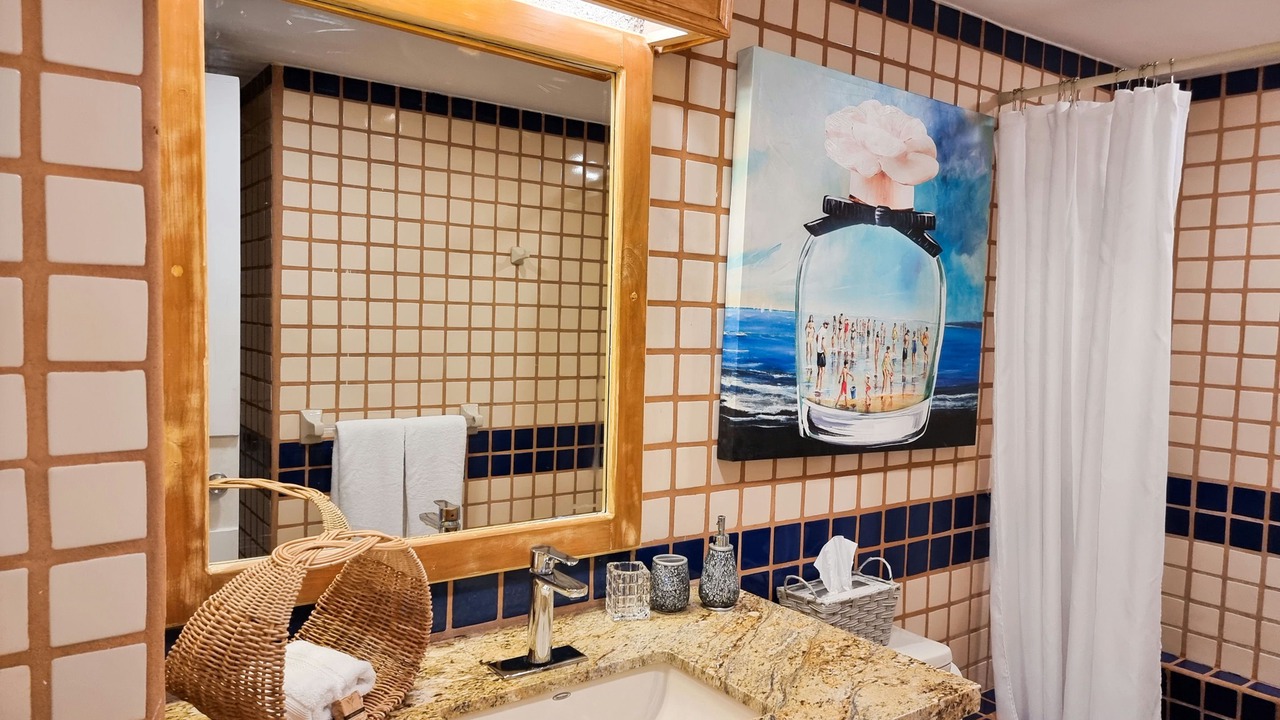 Photo of Bathroom in Marina