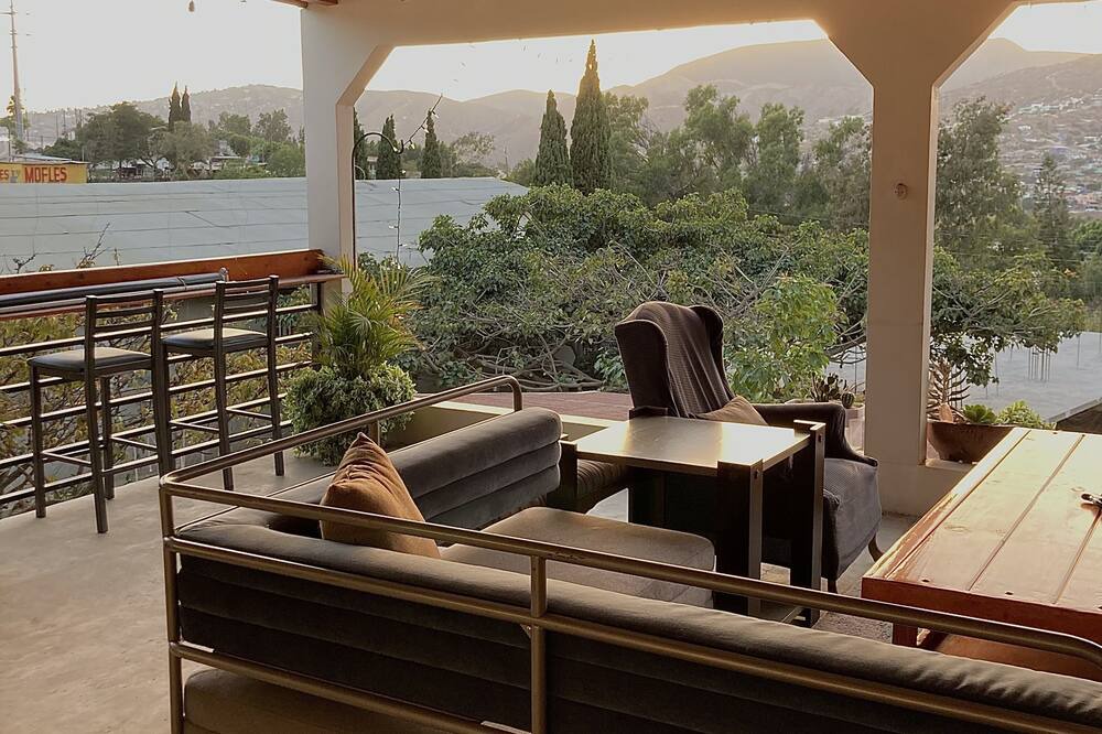 Photo of Outdoor in Maestros