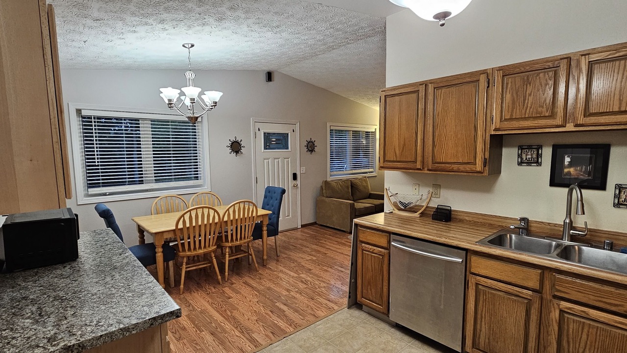 Photo of Kitchen in Abbott Loop