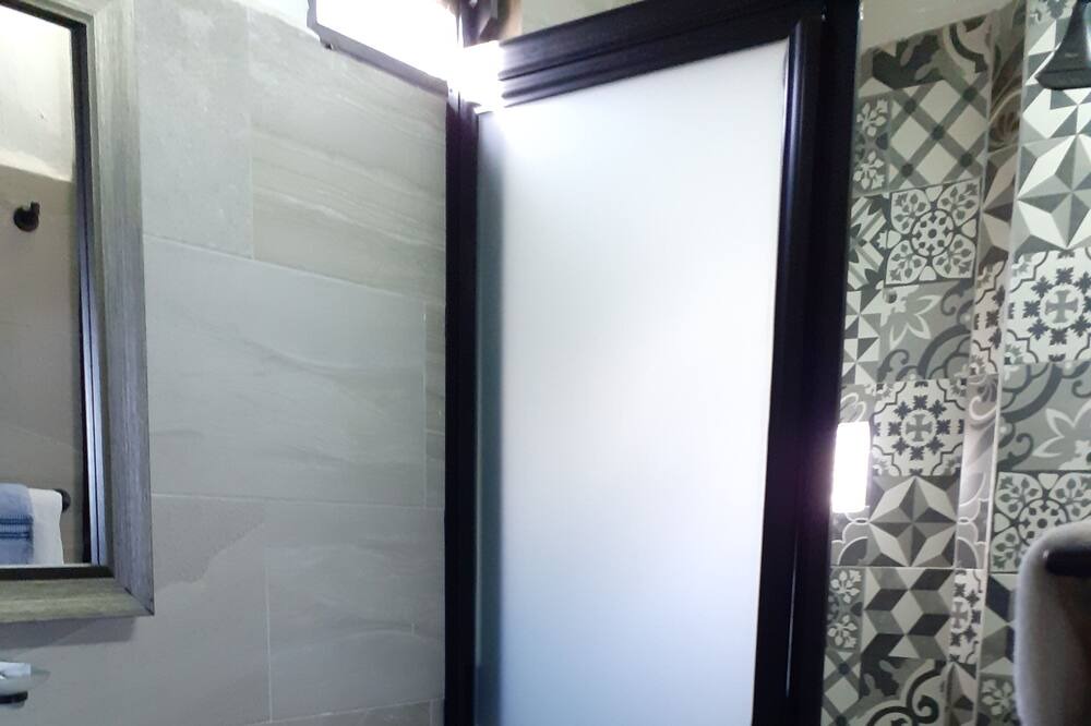 Photo of Bathroom in Lourdes