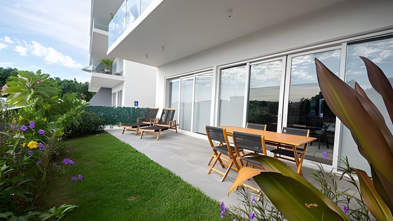 Photo of Patio Balcony in Flamingos