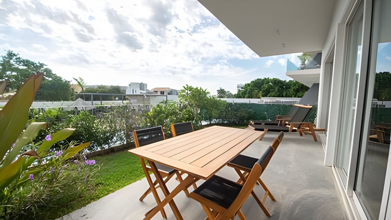Photo of Outdoor in Flamingos