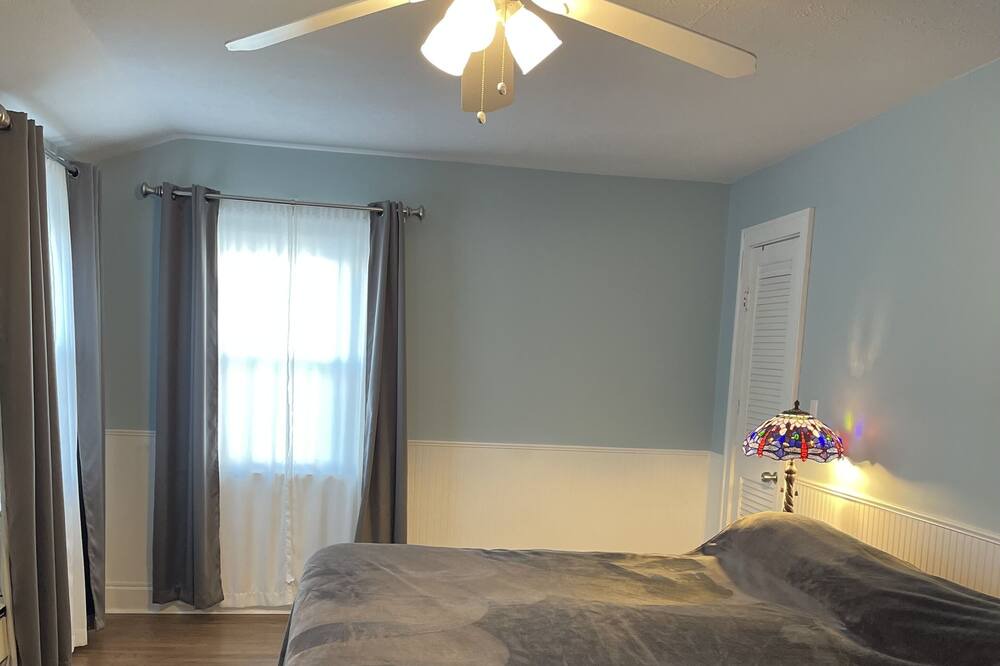 Photo of Bedroom in Rocky River