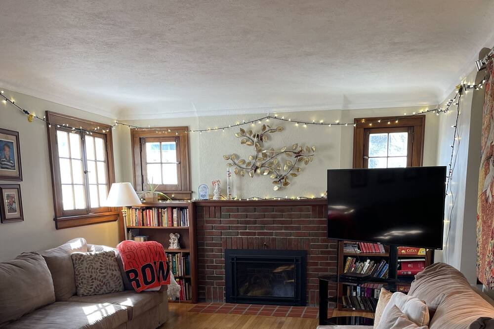 Photo of Livingroom in Rocky River
