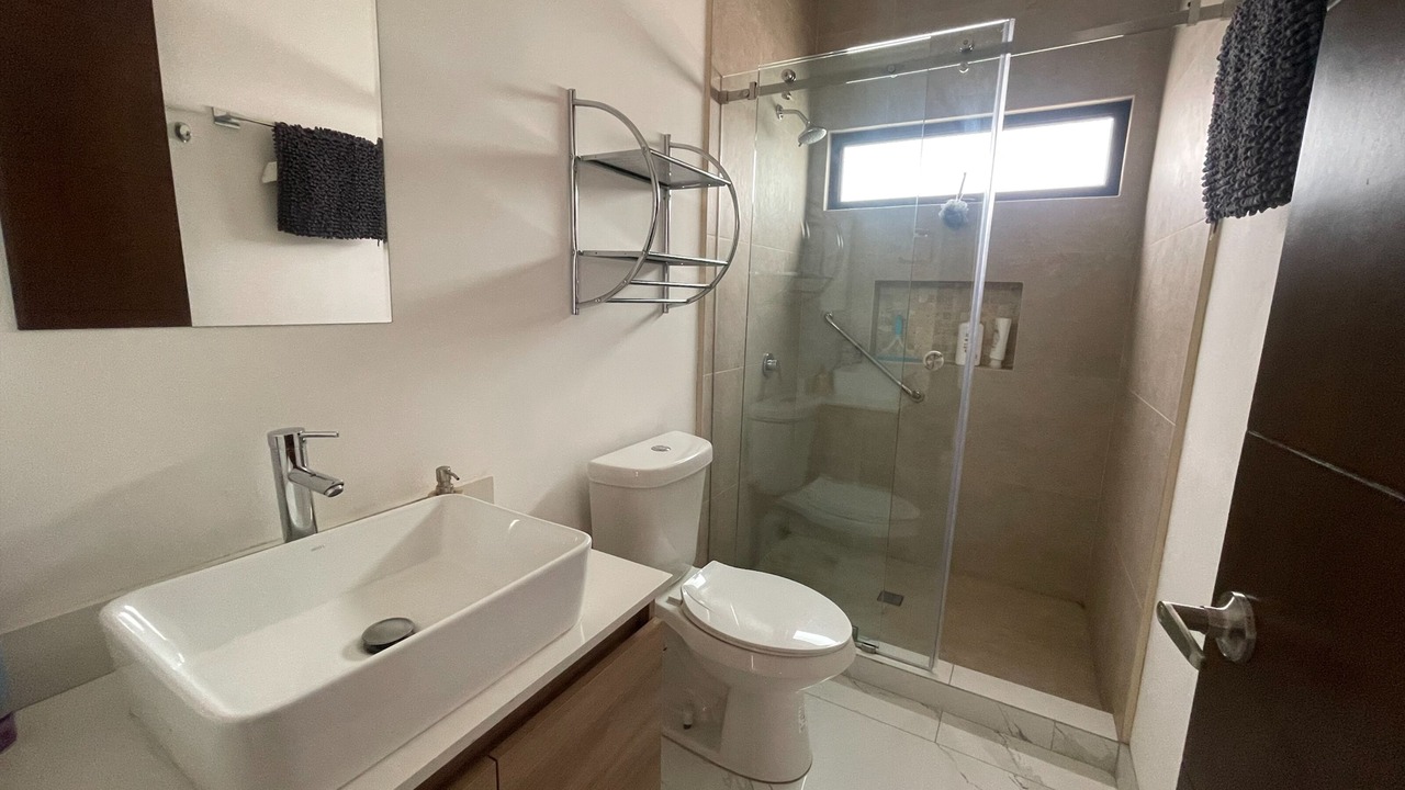 Photo of Bathroom in Zona Playitas