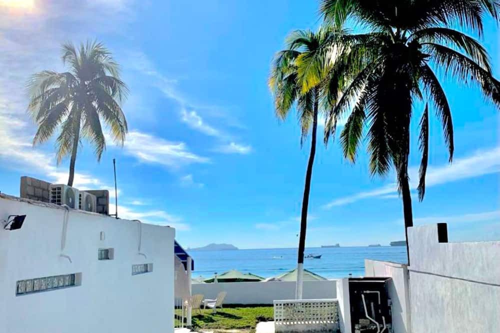 Photo of Outdoor in Peninsulas de Santiago