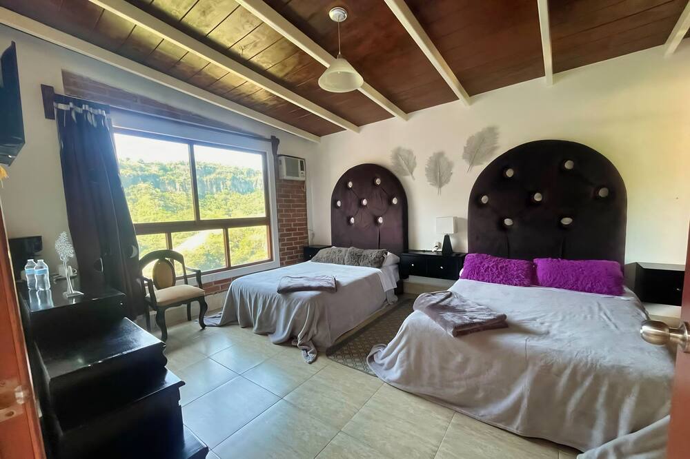 Photo of Bedroom in Alto Lucero