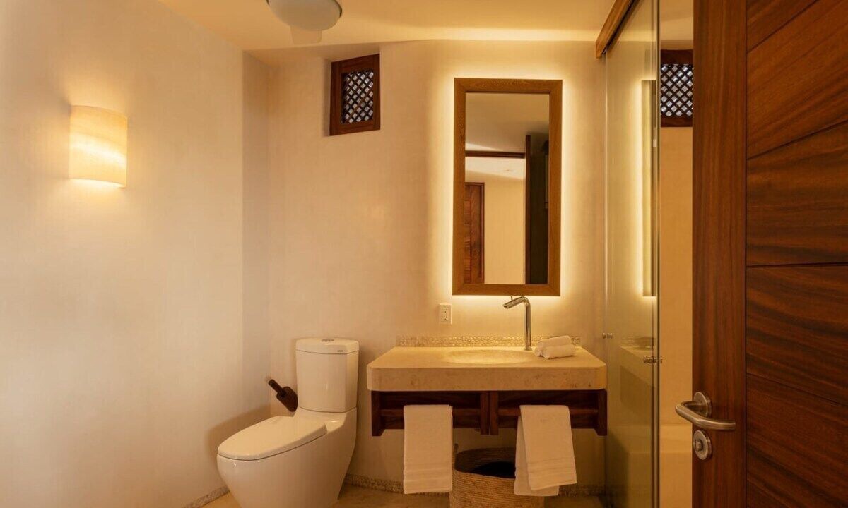 Photo of Bathroom in Saladita