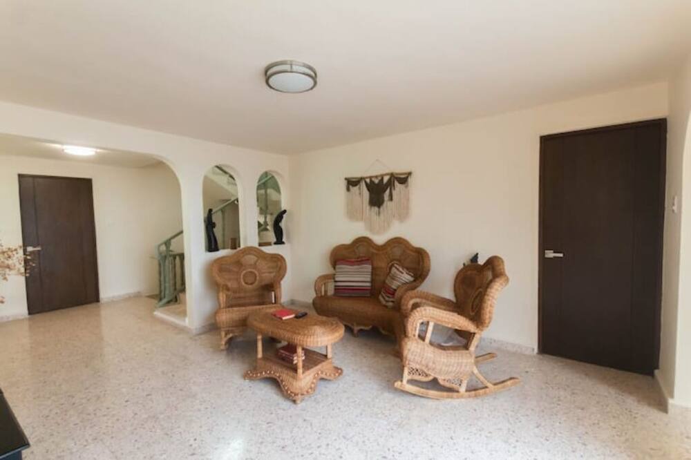Photo of Livingroom in Chicxulub Puerto