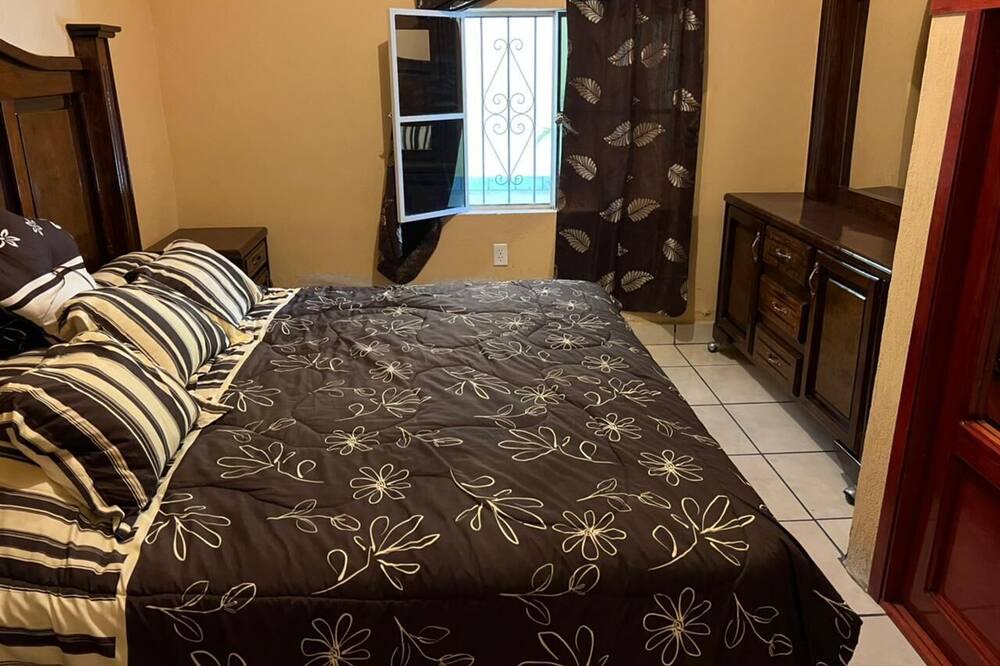 Photo of Bedroom in La Barca