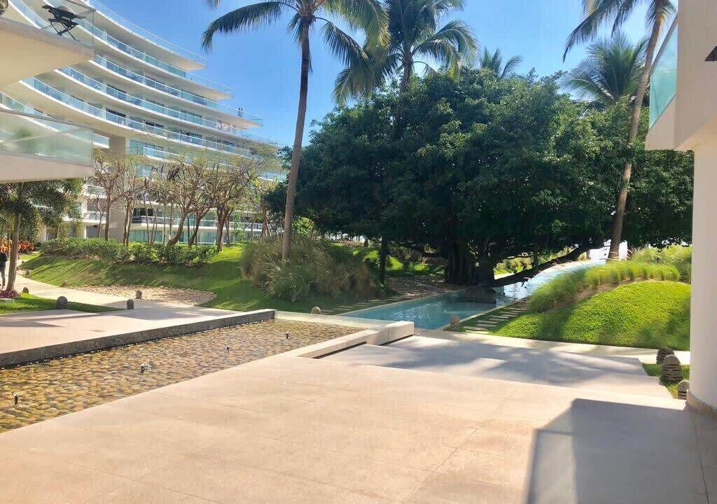 Photo of Outdoor in Flamingos