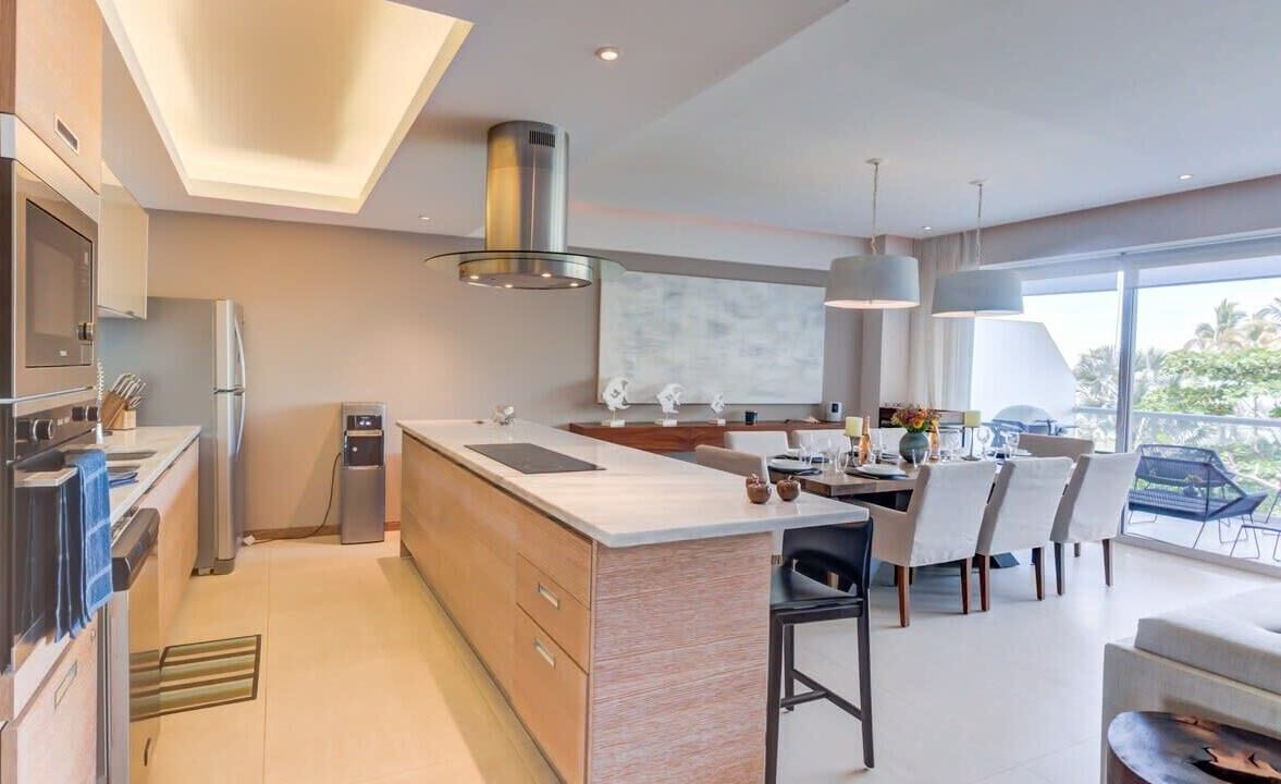Photo of Kitchen in Flamingos