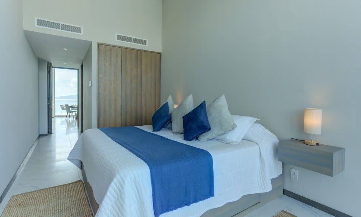 Photo of Bedroom in Flamingos