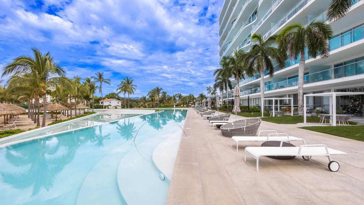 Photo of Outdoor in Flamingos