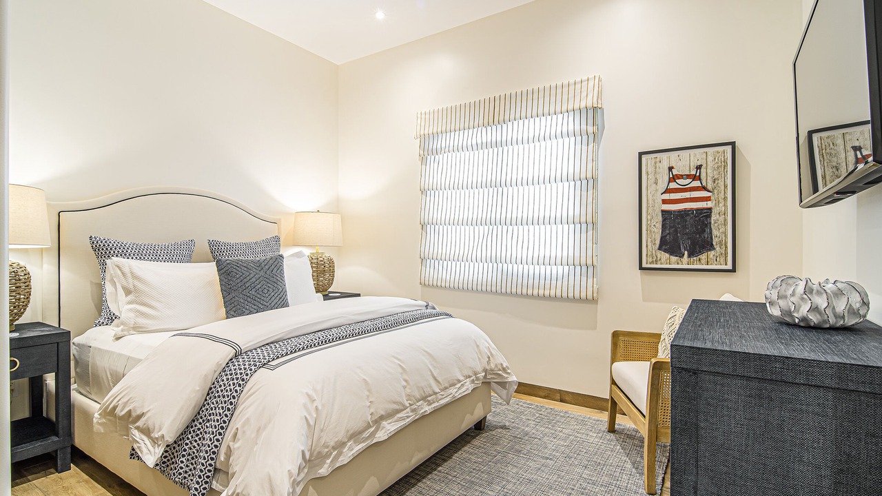 Photo of Bedroom in Buzzards