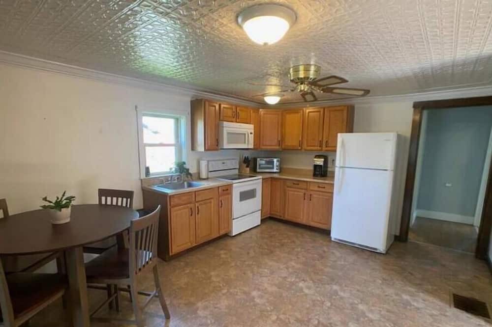 Photo of Kitchen in Portage Lake