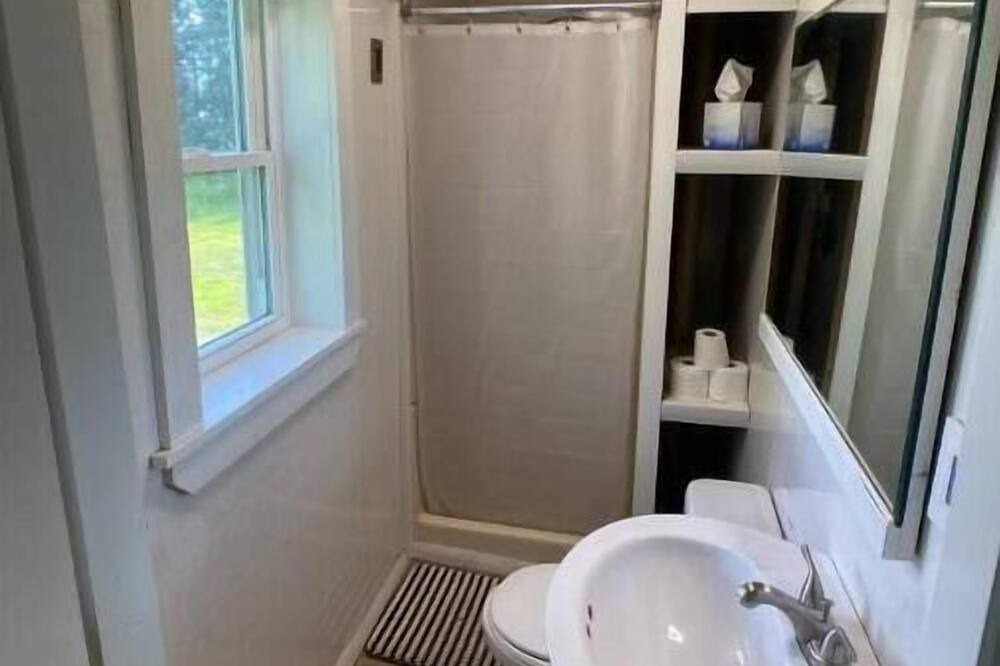 Photo of Bathroom in Portage Lake
