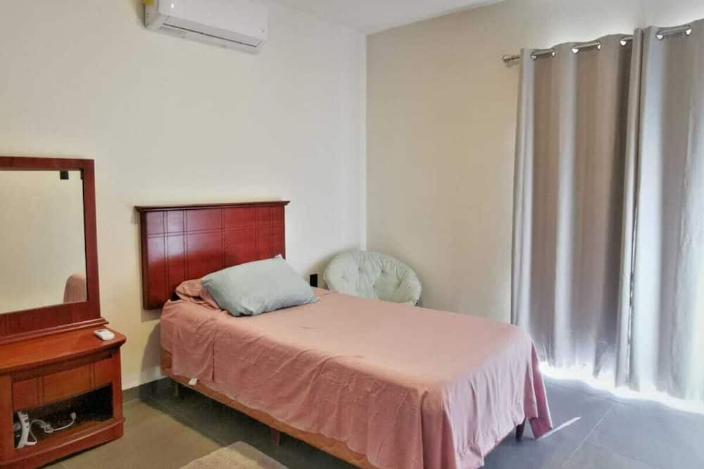 Photo of Bedroom in Ixtapa