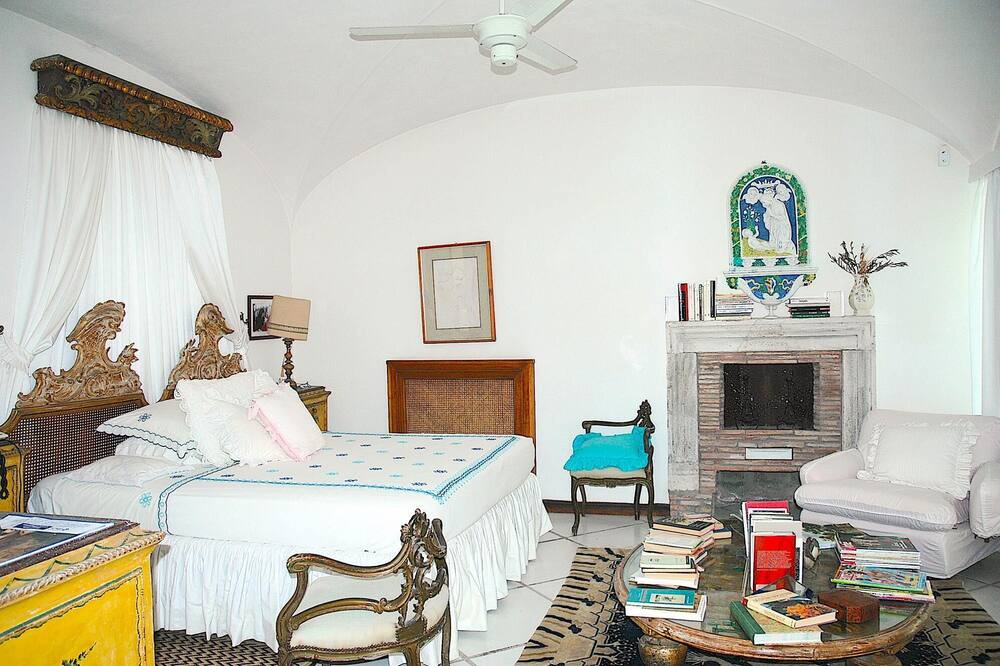 Photo of Bedroom in Ansedonia