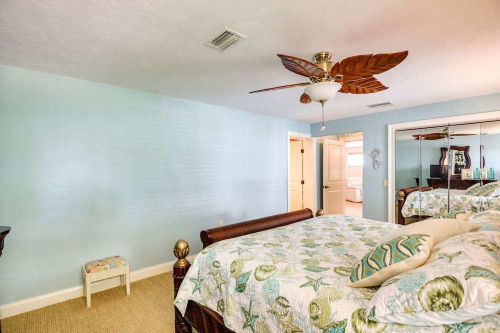 Photo of Bedroom in Boardwalk