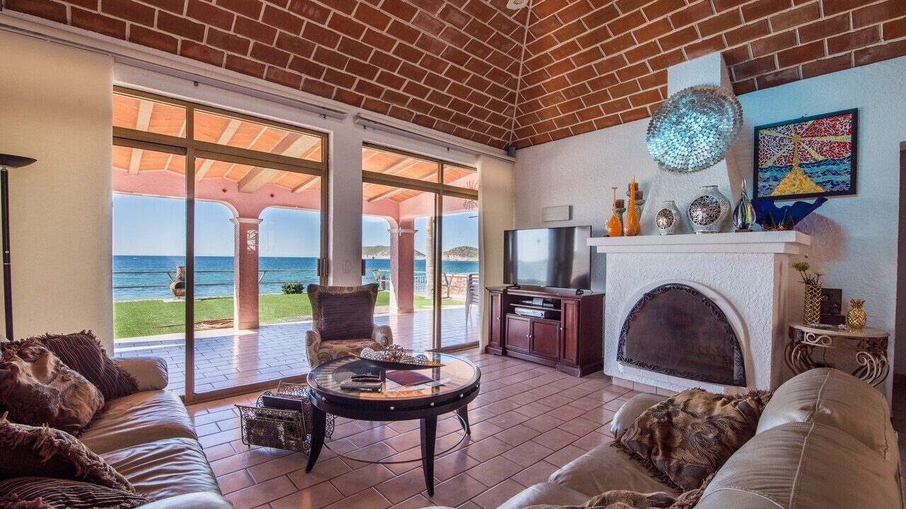 Photo of Livingroom in San Carlos