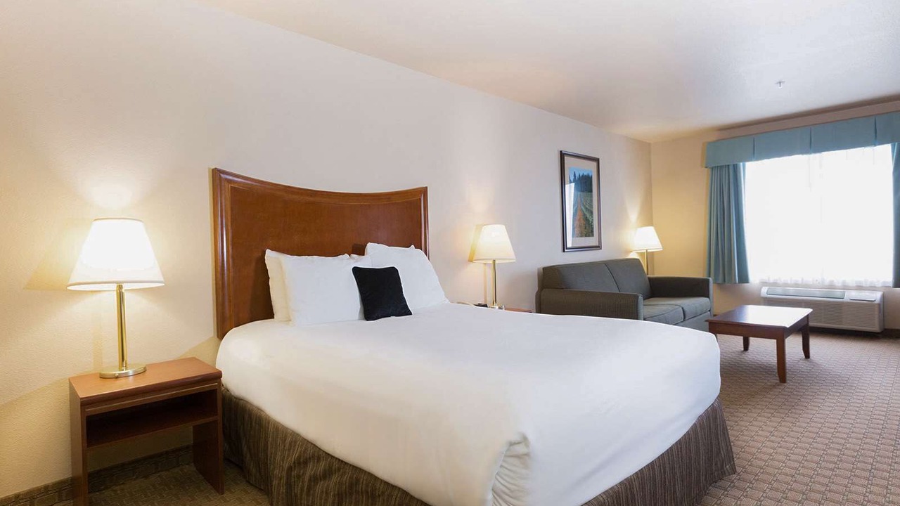 Photo of Bedroom in McMinnville