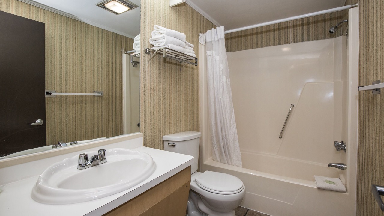Photo of Bathroom in Gatlinburg
