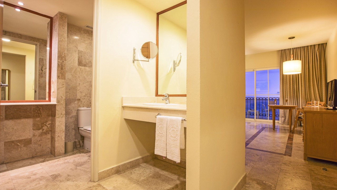 Photo of Bathroom in North Hotel Zone