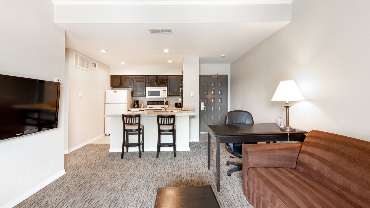 Photo of Livingroom in North Arlington