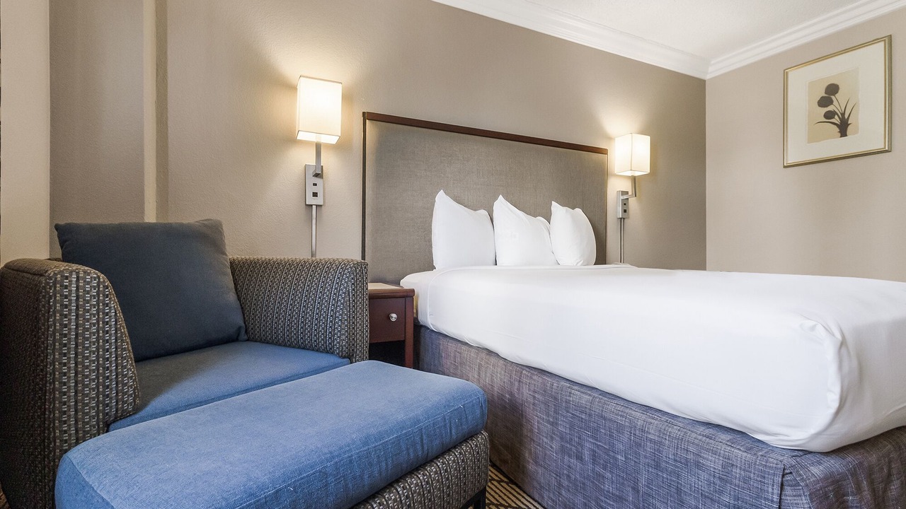 Photo of Bedroom in Produce and Waterfront