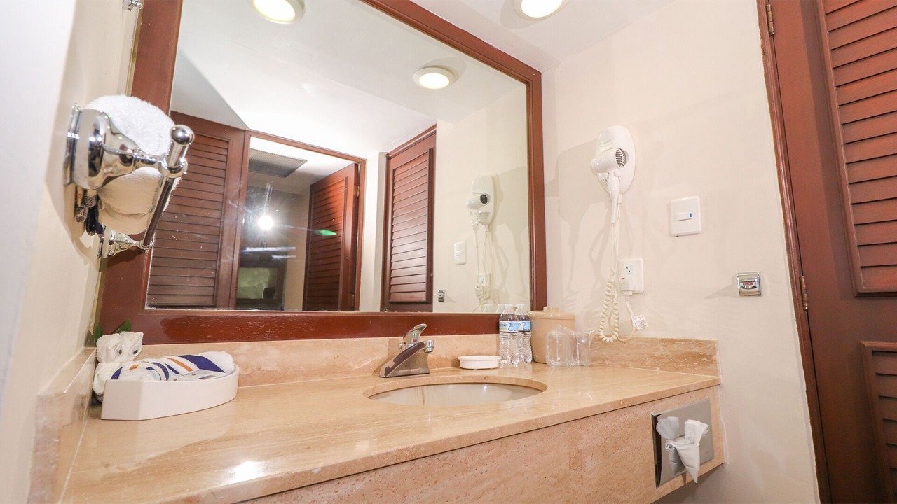 Photo of Bathroom in Tampico