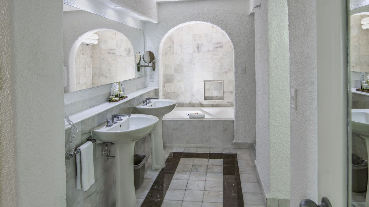 Photo of Bathroom in Peninsulas de Santiago
