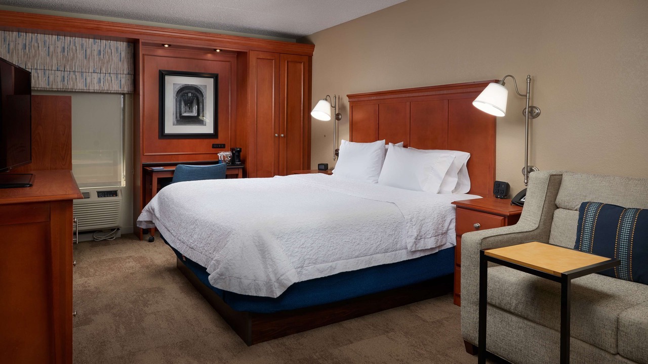 Photo of Bedroom in Bryant Pattengill East