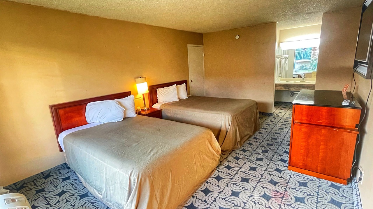 Photo of Bedroom in El Rio Acres