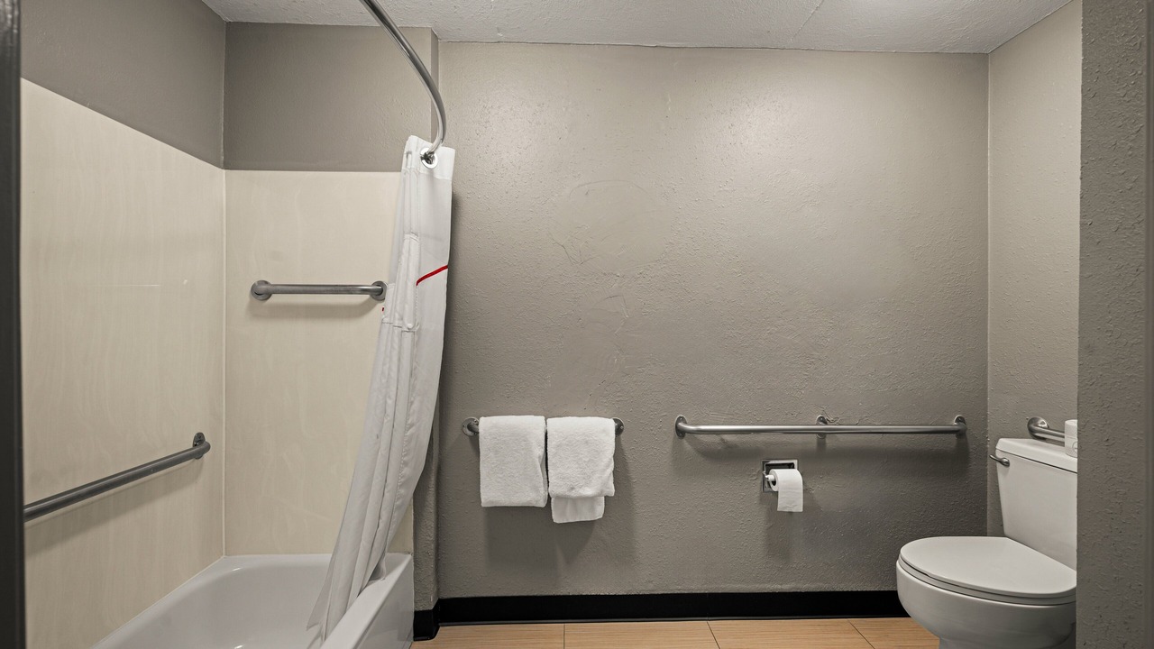Photo of Bathroom in Madison Heights