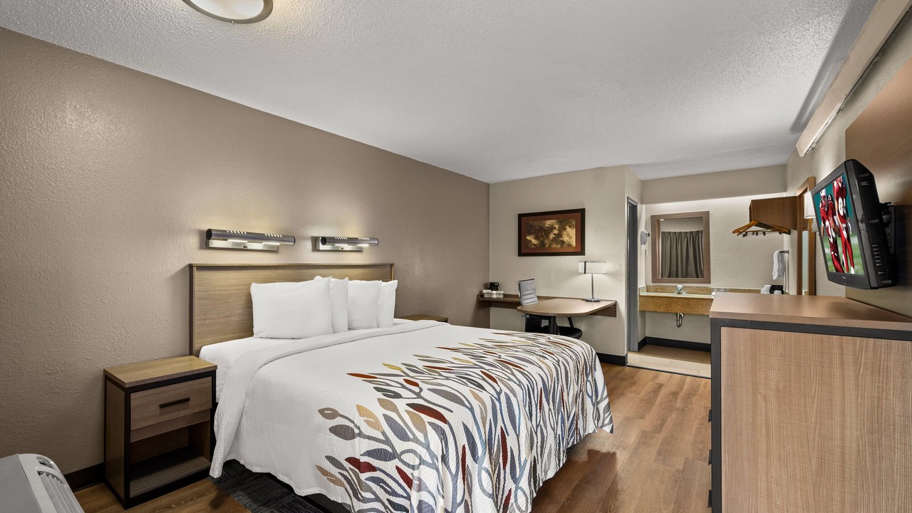 Photo of Bedroom in Madison Heights