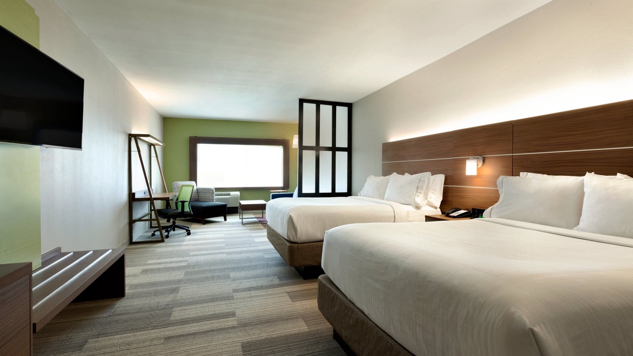 Photo of Bedroom in Edinburg