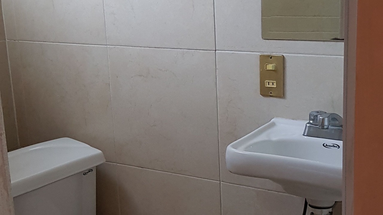 Photo of Bathroom in Zona Expo