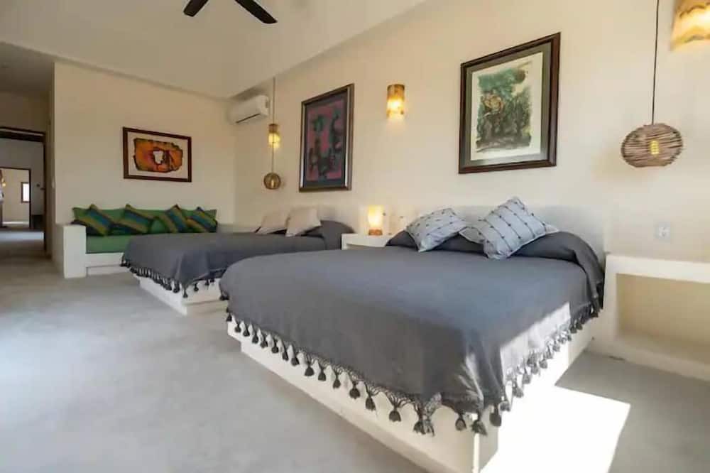 Photo of Bedroom in San Pedro Mixtepec