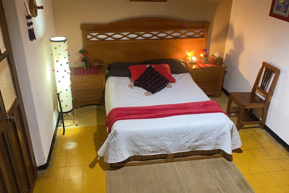 Photo of Bedroom in De La Merced