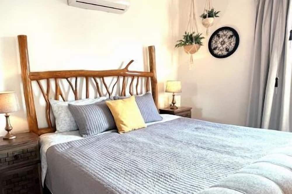 Photo of Bedroom in Perula