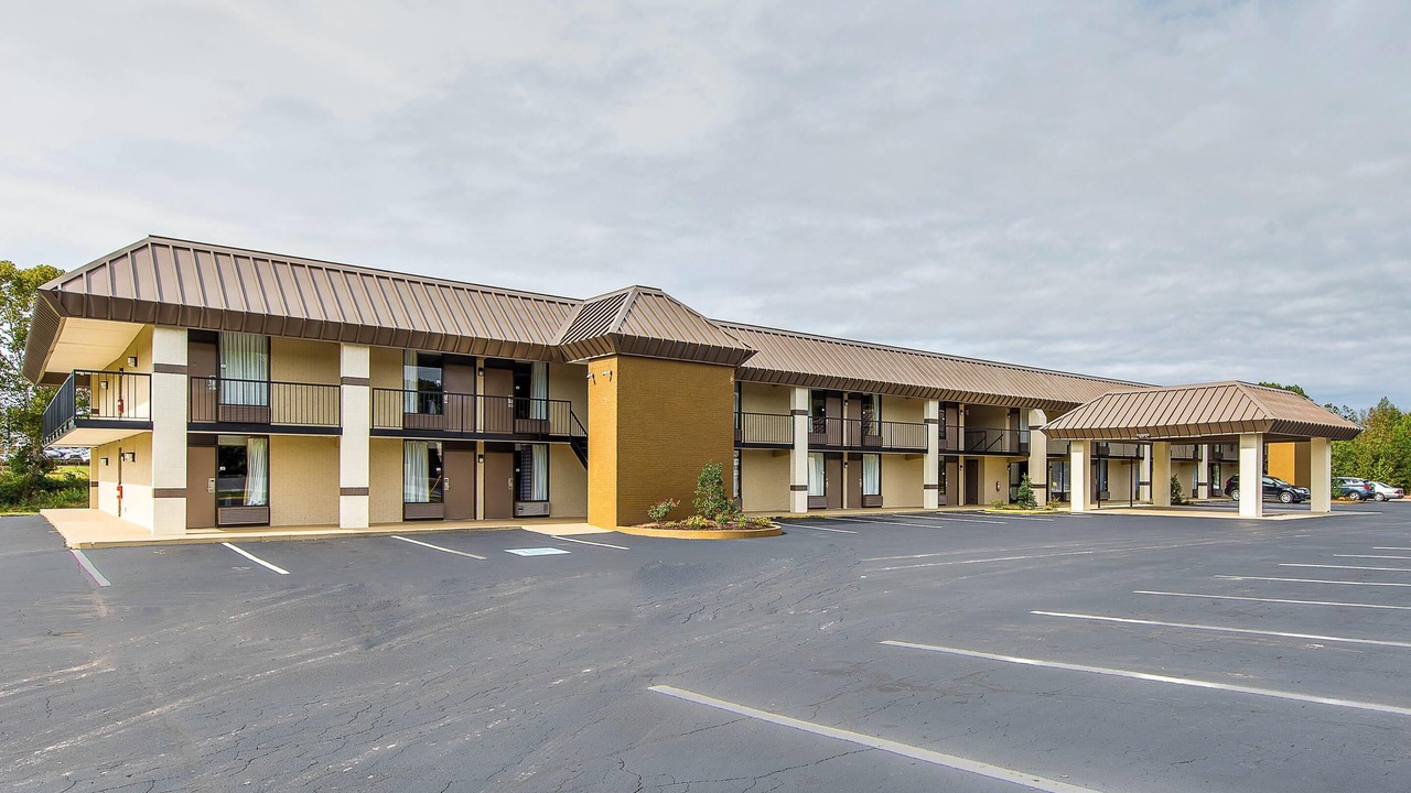Photo of Outdoor in Forest City