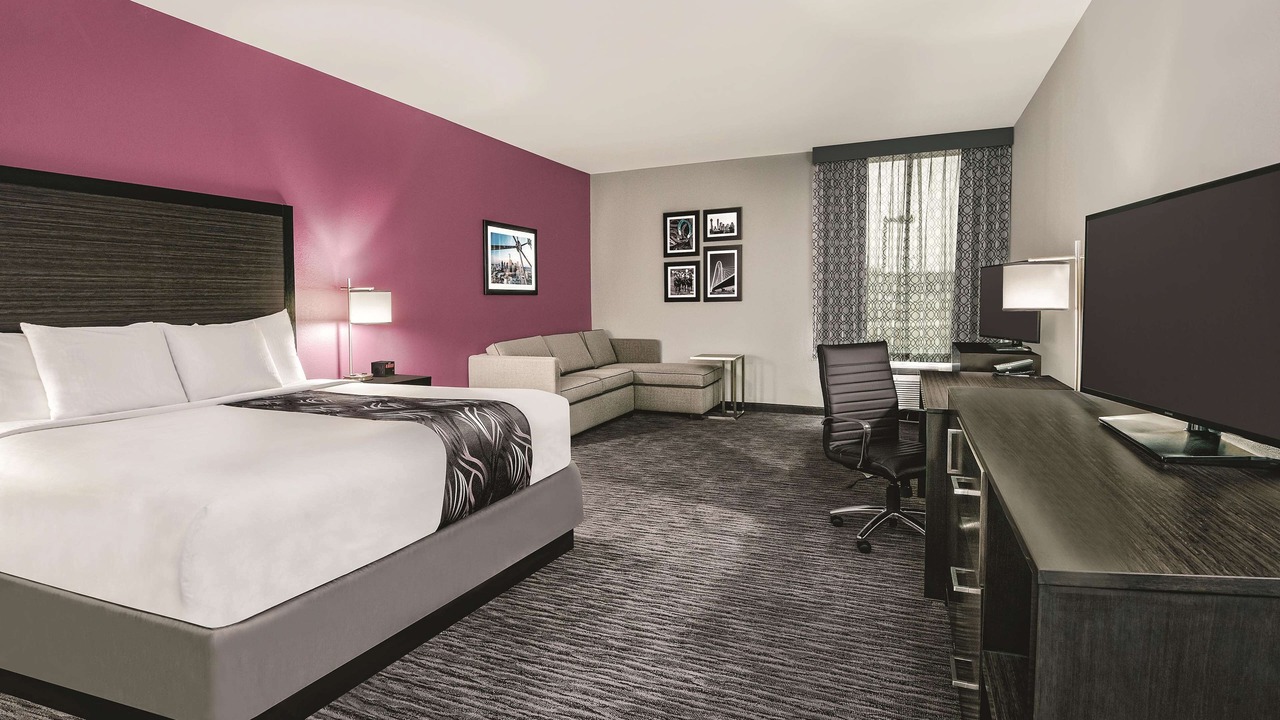 Photo of Bedroom in Grand Prairie