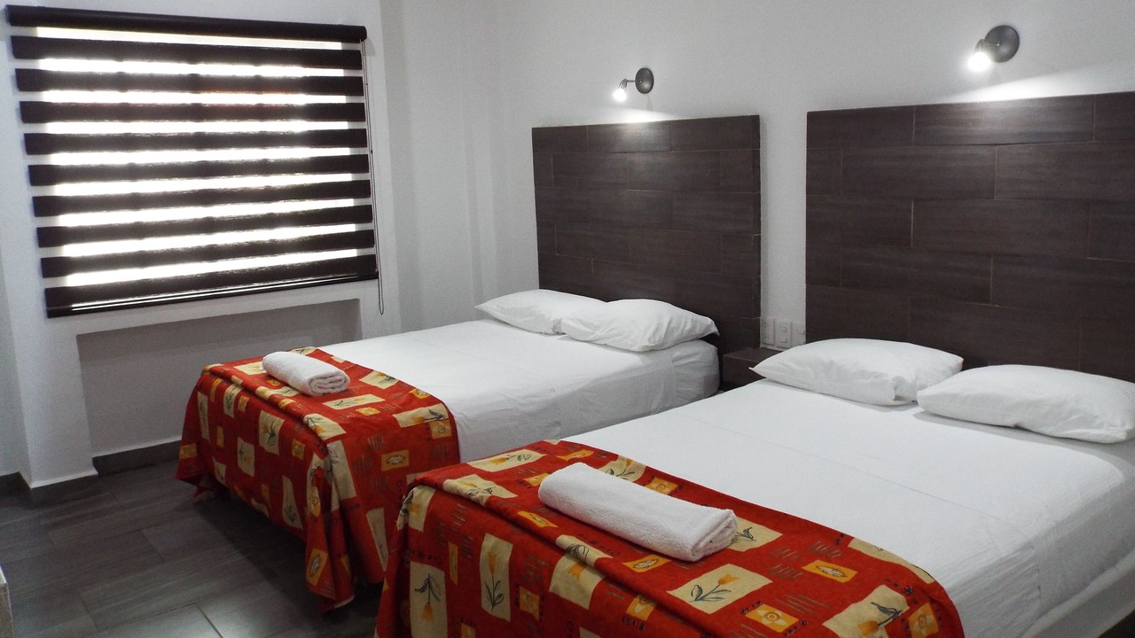 Photo of Bedroom in R