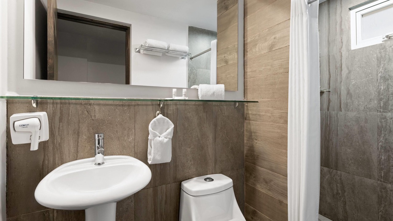 Photo of Bathroom in Tampico