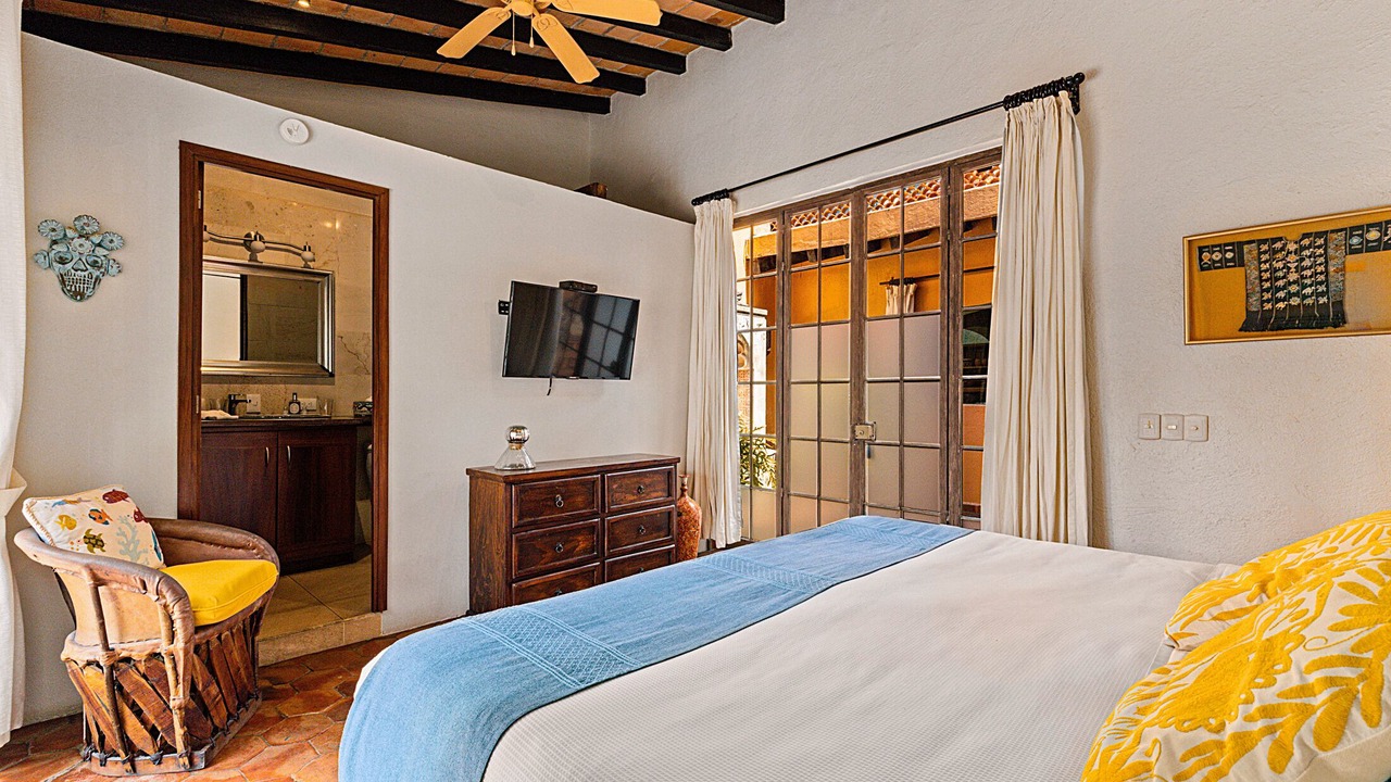 Photo of Bedroom in Romantic Zone