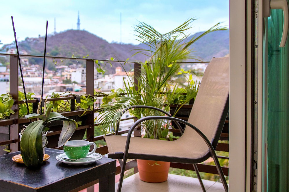 Photo of Patio Balcony in Romantic Zone