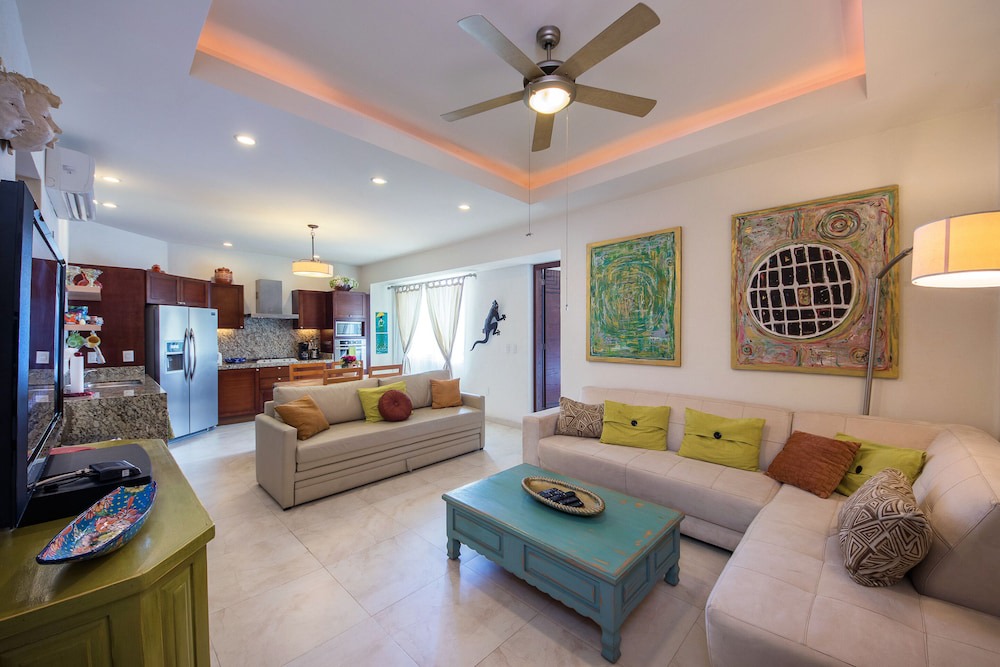 Photo of Livingroom in Romantic Zone